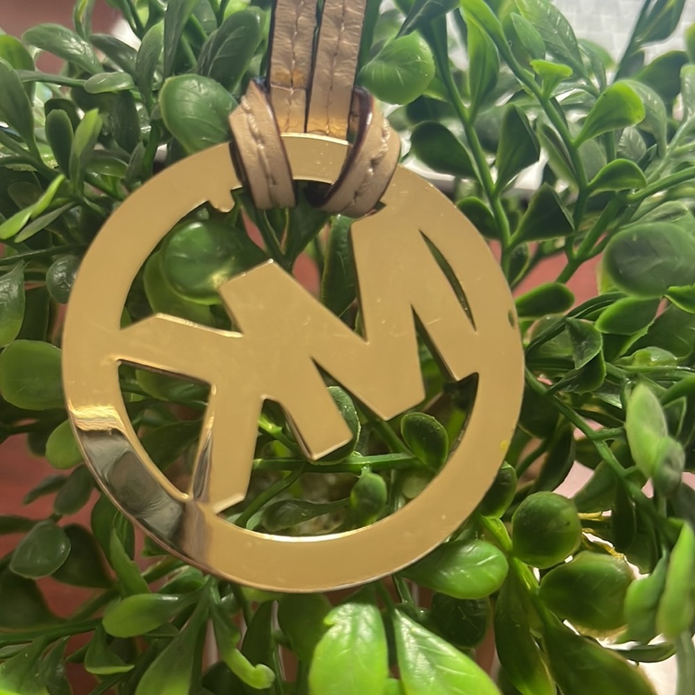 Michael Kors Emblem Charm - Picture 5 of 6